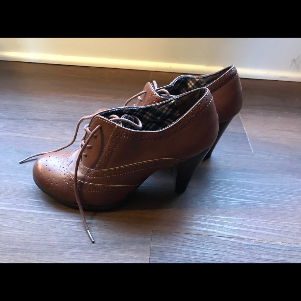 American eagle boot heels